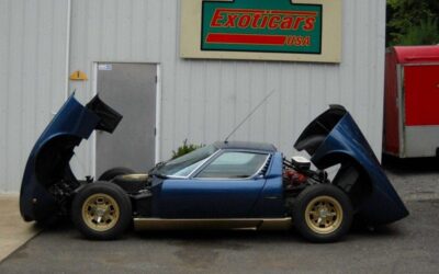 Lamborghini Miura engine and service